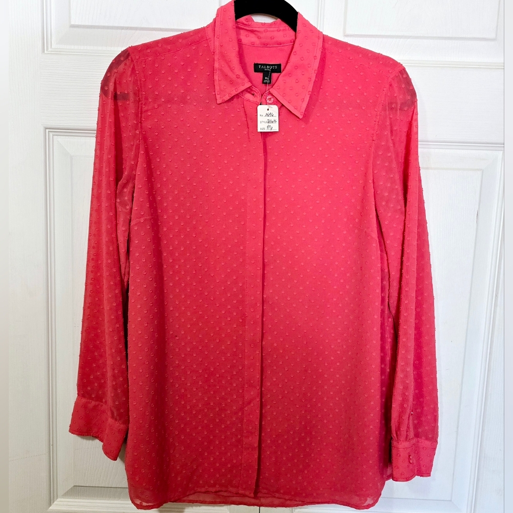 TALBOTS Women's Size Medium Petite Coral Textured Button Down Flowy Shirt